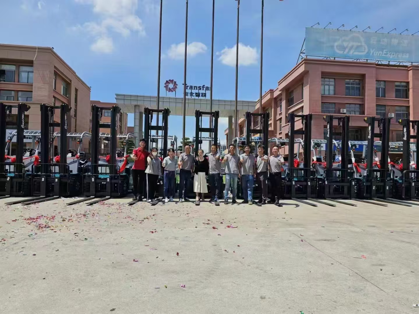 1732955572115854.jpg 電子行業(yè)批量交貨2.jpg