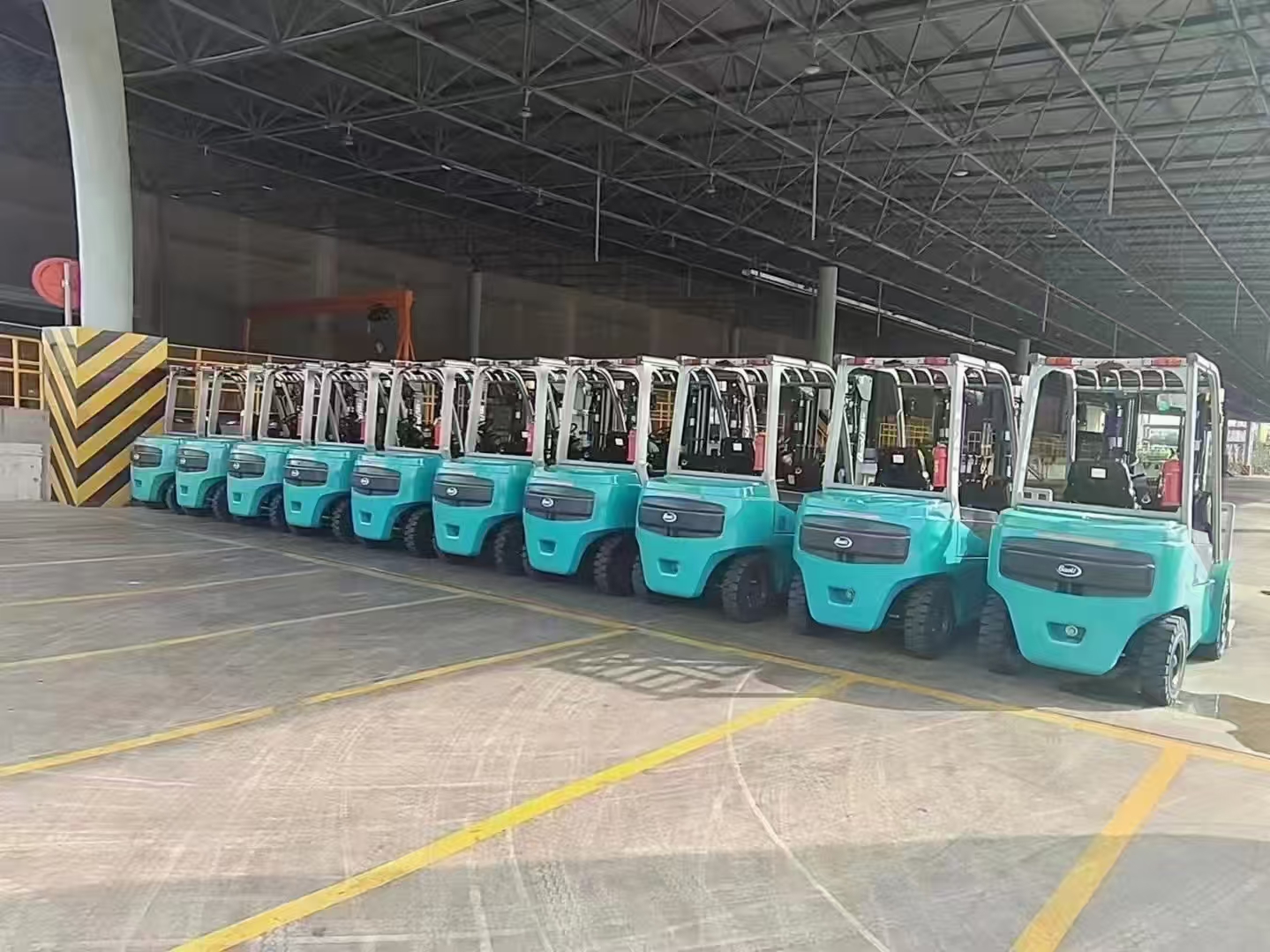 1732955637882151.jpg 化工行業(yè)批量交貨.jpg